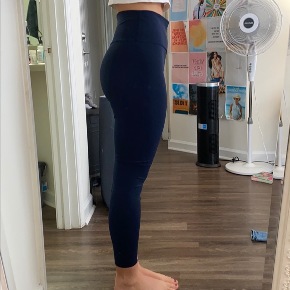 Navy Lululemon leggings inseam 28”